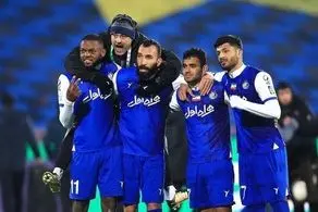 استقلال بالاترین شانس قهرمانی را دارد