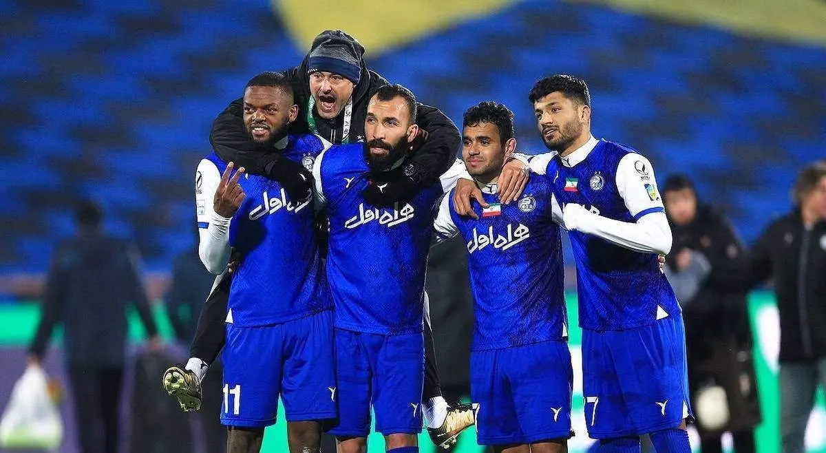 استقلال بالاترین شانس قهرمانی را دارد