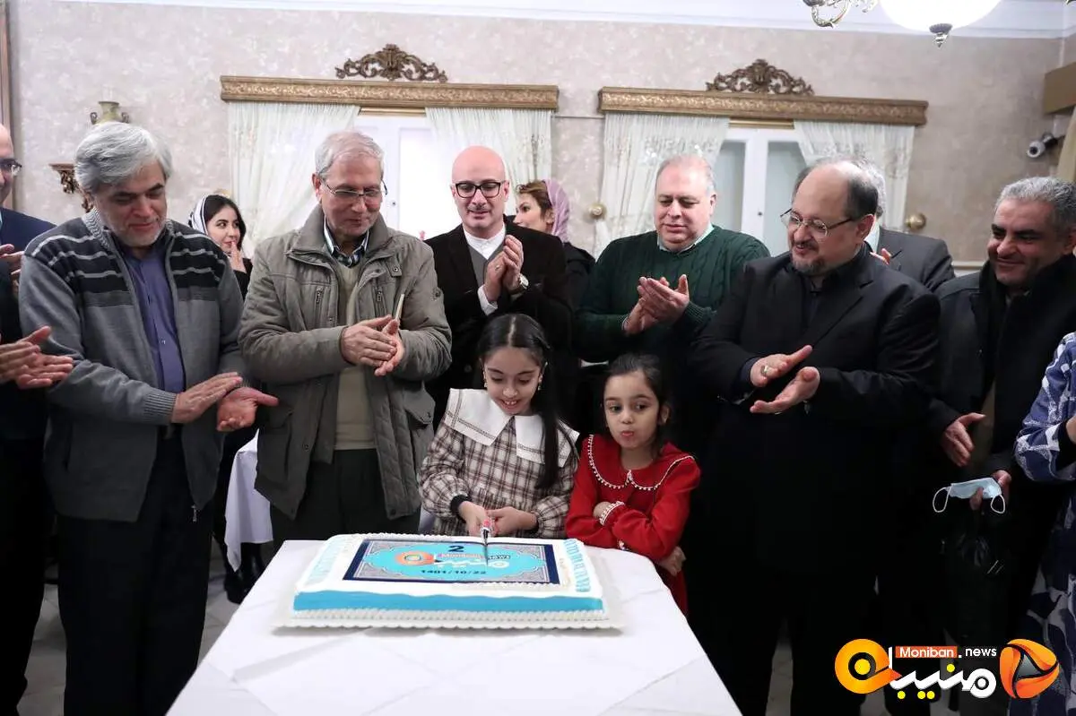 دورهمی اهالی رسانه وسیاست در دومین سال تاسیس منیبان