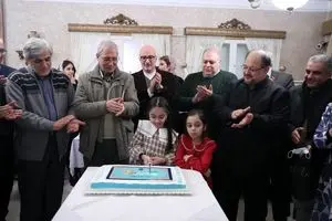 دورهمی اهالی رسانه وسیاست در دومین سال تاسیس منیبان
