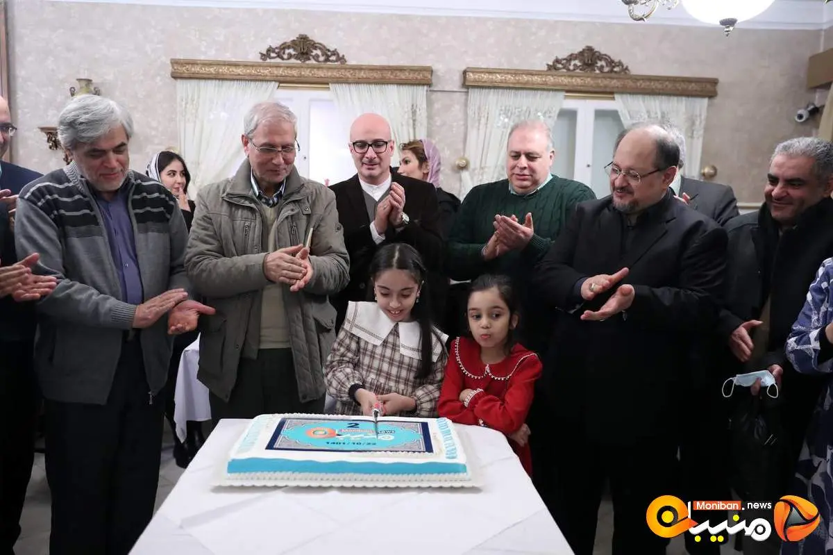 دورهمی اهالی رسانه وسیاست در دومین سال تاسیس منیبان