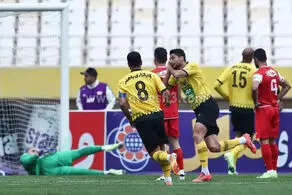 لیموچی دروازه پرسپولیس را به توپ بسته/ گل زودهنگامی که قرمزها خوردند