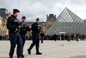 ۴ مظنون سرقت از موزه لوور به دام افتادند 