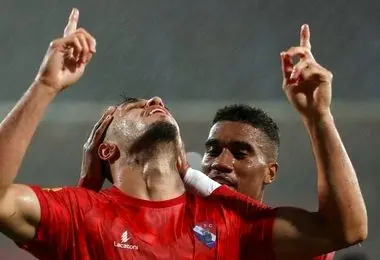 درخواست ۱۴۰ میلیاردی علیپور  از سرخ ها؟