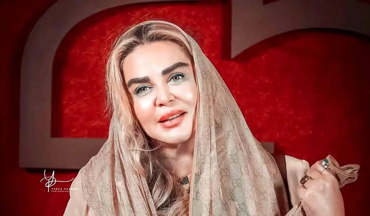 کولاک بهاره رهنما و دخترش پریا در خارج/ عکس با تتو و گل و انگشتر جنجالی