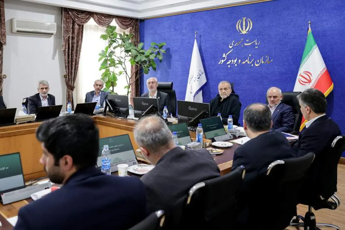 پزشکیان: یک کلام، هوای مردم را داشته باشید 
