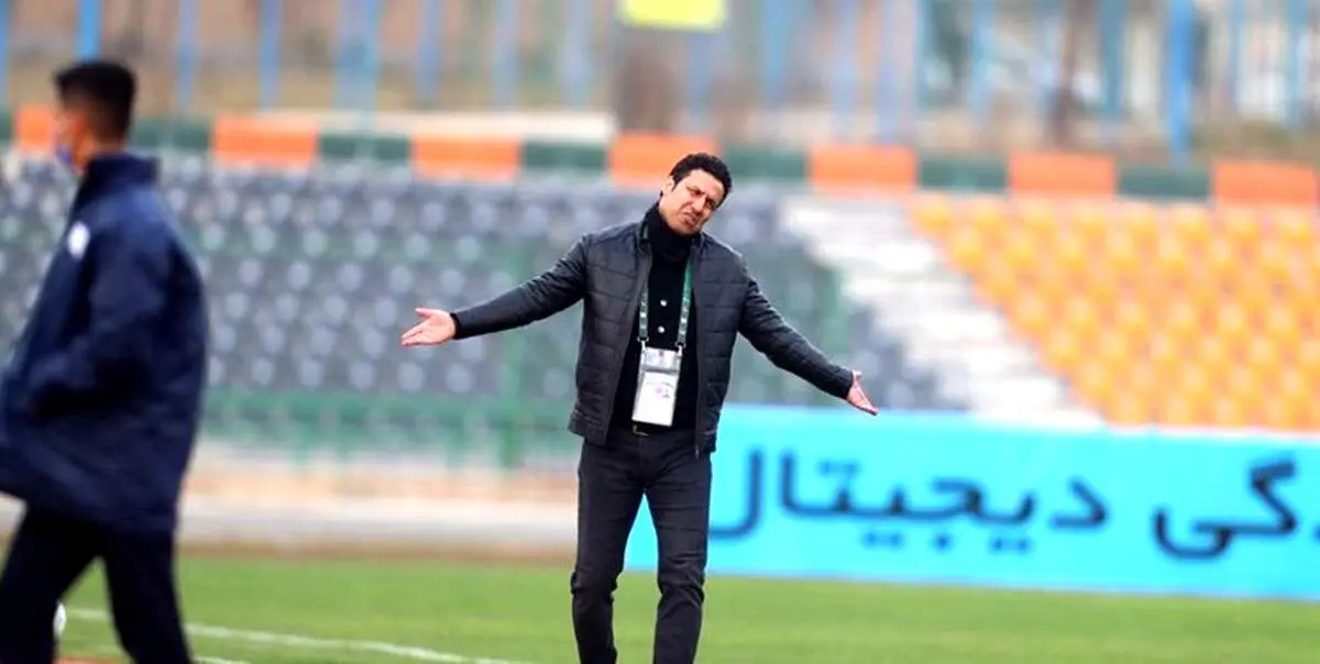 مربی جنجالی مقابل پرسپولیس محروم است