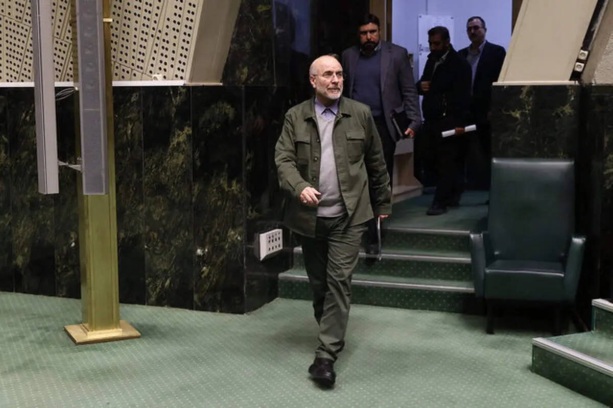 قالیباف: هم باید جنگید و هم مذاکره کرد