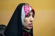 توییت عجیب آمنه سادات ذبیح پور درباره پوست شیر و پانته آ بهرام