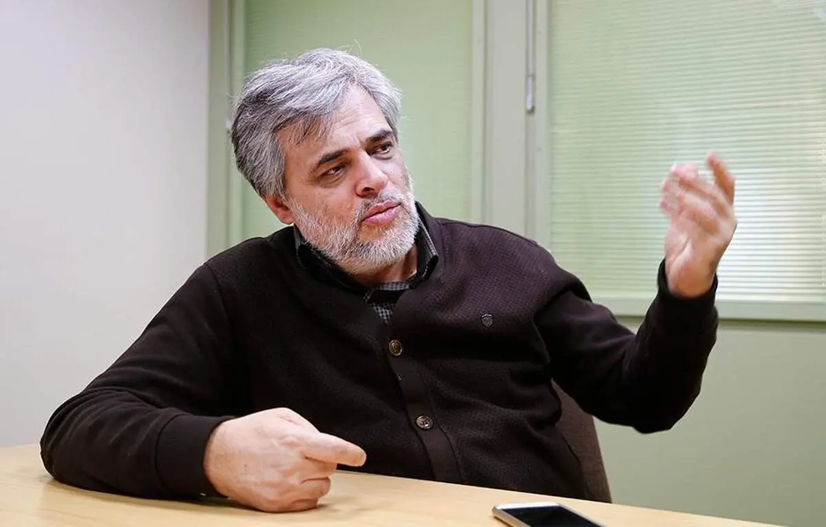 کنایه جنجالی یک فعال سیاسی به عاشقان وضع موجود 