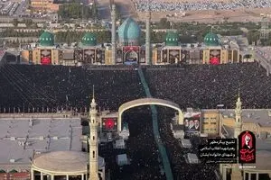 اقامه نماز بر پیکرهای مطهر رهبر شهید و خانواده ایشان به امامت آیت‌الله جوادی آملی