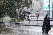 برف غافلگیرکننده چالوس؛ مسافران شوکه شدند