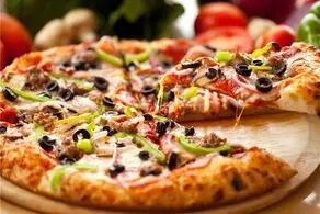 ابتکار ناجور این مادر ایرانی در گرم کردن پیتزا شب قبل جماسه ساز شد/ عکس