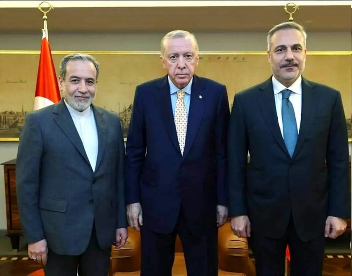 عراقچی: همواره آماده تعامل با کشورهای منطقه برای حفظ ثبات منطقه هستیم