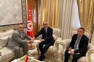 ابلاغ پیام عراقچی به وزارت خارجه تونس