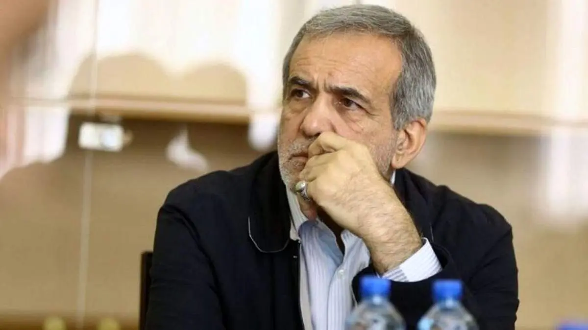 در جلسه بودجه رئیسی هر چه که برایش نوشته بودند را خواند