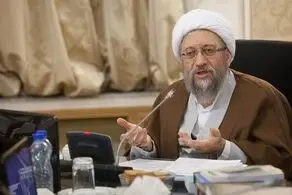 آملی لاریجانی: کسی که ردای پیغمبر پوشیده است باید دروغ بگوید؟ 