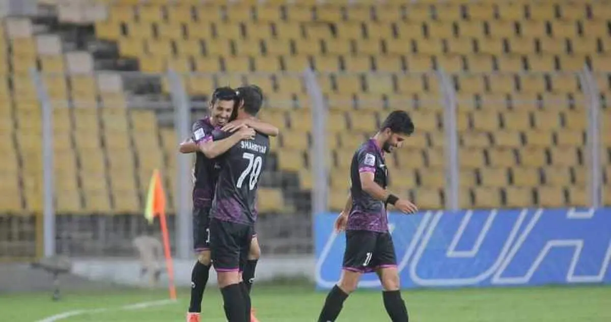 چرا بازیکن پرسپولیس قبل از دربی دستگیر شد؟