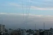 فوری؛ ۱۵۰ راکت به سمت تل آویو شلیک شد