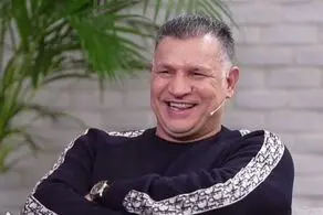 لباس ۱۰۰میلیونی علی دایی در برنامه فردوسی‌پور