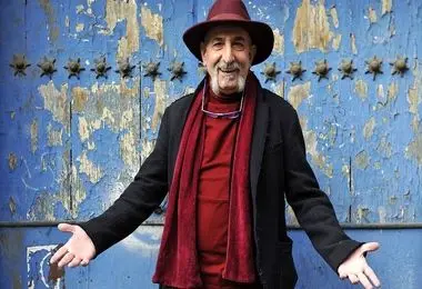 فرهاد آئیش: استقلال دو یک برنده دربی می‌شود/ فیلم