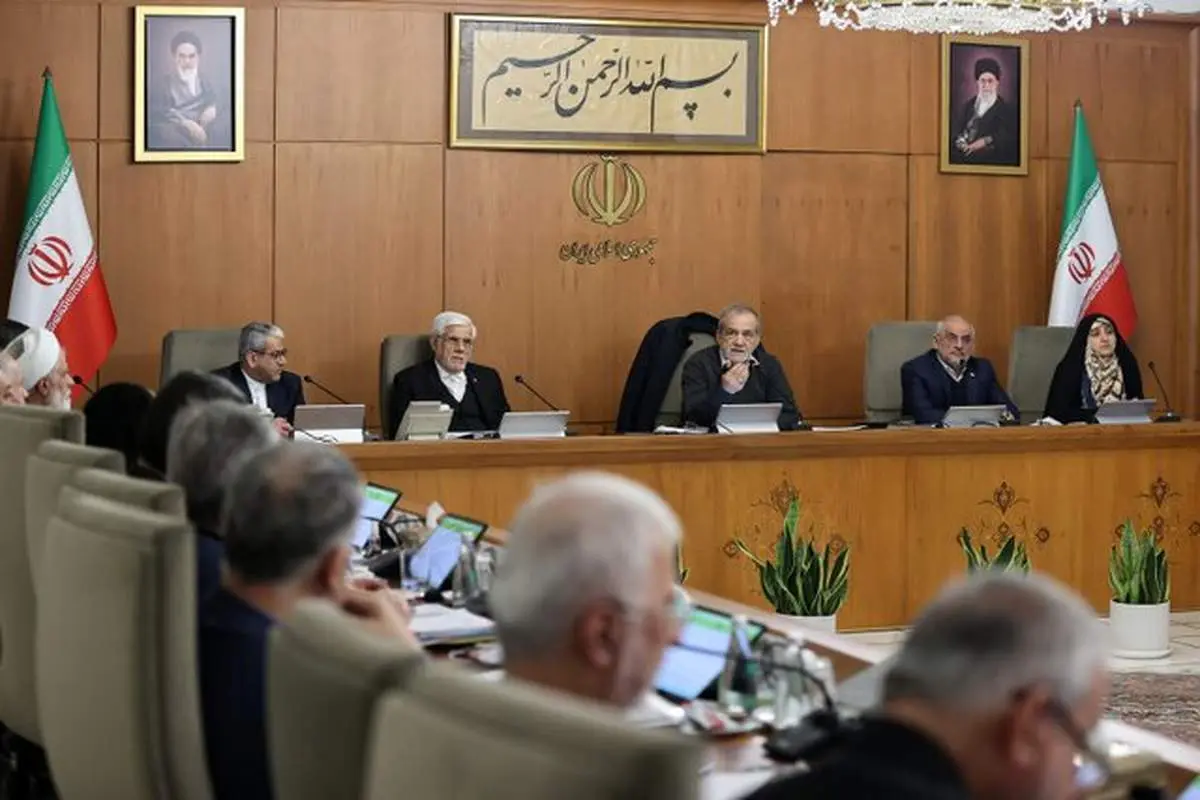 تاکید پزشکیان بر ضرورت ایجاد فضایی منصفانه برای نقد به‌ویژه در صداوسیما 