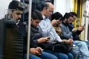 باورتان می شود آن دختر کوچولوی دست فروش مترو بعد چند سال تبدیل به یک مدل زیبا شده/ عکس