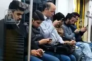 باورتان می شود آن دختر کوچولوی دست فروش مترو بعد چند سال تبدیل به یک مدل زیبا شده/ عکس