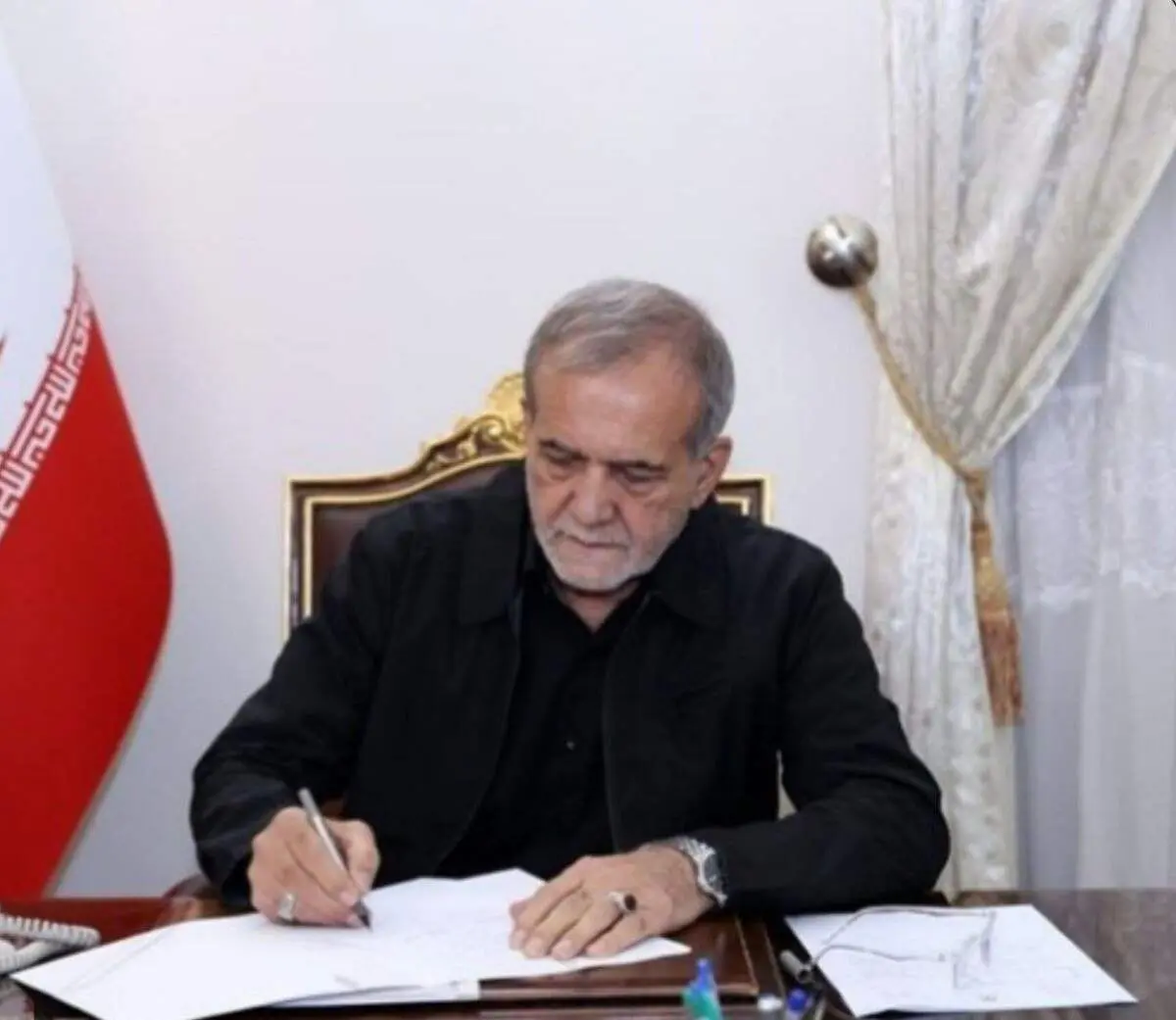 تبریک پزشکیان به غریب ‌شاهی