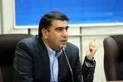 انتقاد معزی از کریمی قدوسی و تیتر یک روزنامه 