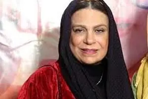 رفتار غیرمتعارف گوهر خیراندیش با نوید محمدزاده همه را شوکه کرد/ این بوسه شر می شود!/ فیلم