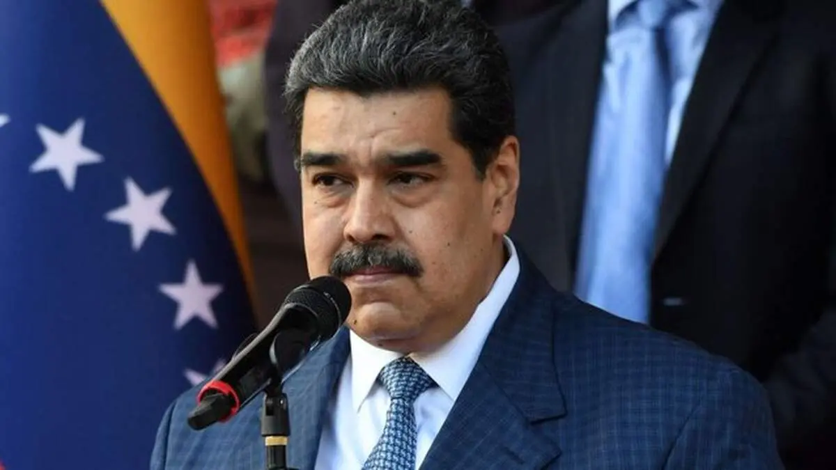 استایل رئیس‌جمهور ونزوئلا هنگام بازداشت مد شد!  + عکس 