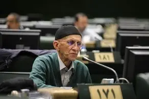 این نماینده مجلس ایران مدعی است که از سوی آمریکا ترور بیولوژیک شده بود؟ + عکس