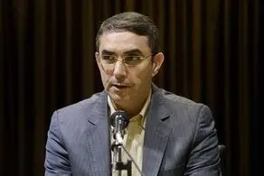 جلسات منظمی از سوی حسن روحانی با افراد با نفوذ در کشور برگزار می‌شود