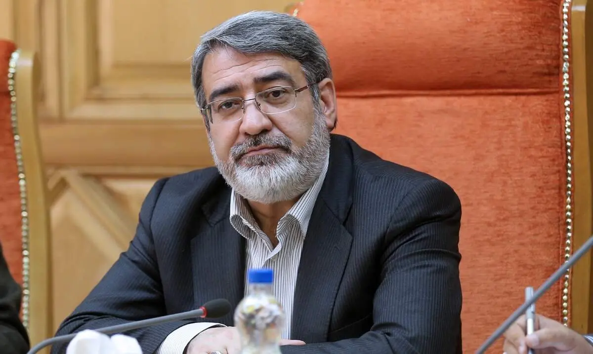 بسته شدن مرزهای مشترک با کشور عراق/ محدودیت تردد 21 تا 3 صبح همچنان ادامه دارد/ ورود 300 الی 400 نفر از عراق عامل شیوع بیماری در خوزستان است