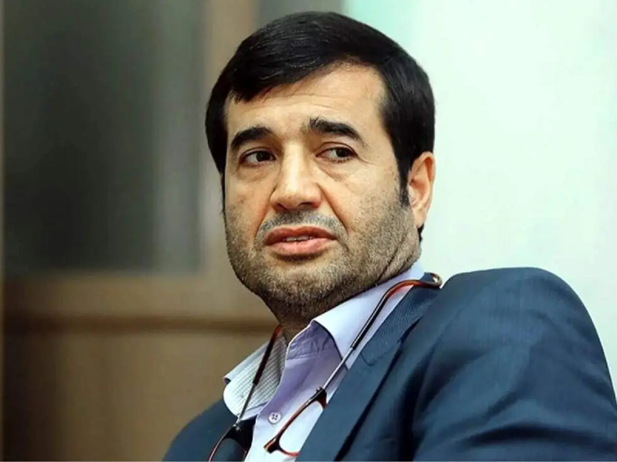 تصویر کمتر دیده شده از دنیا مالی؛ وقتی وزیر ورزش شاگرد دیوار چین بود