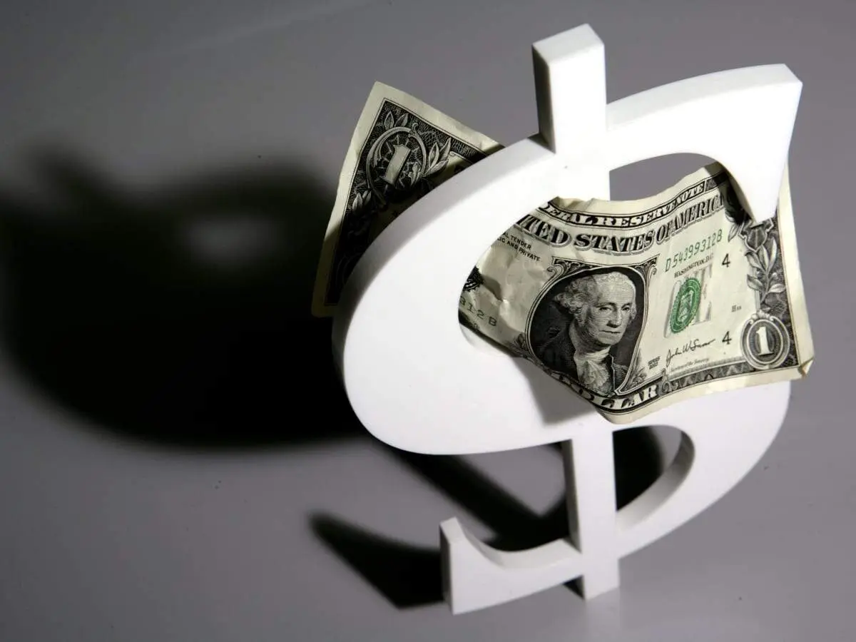 تقویت ارزش دلار در بازار