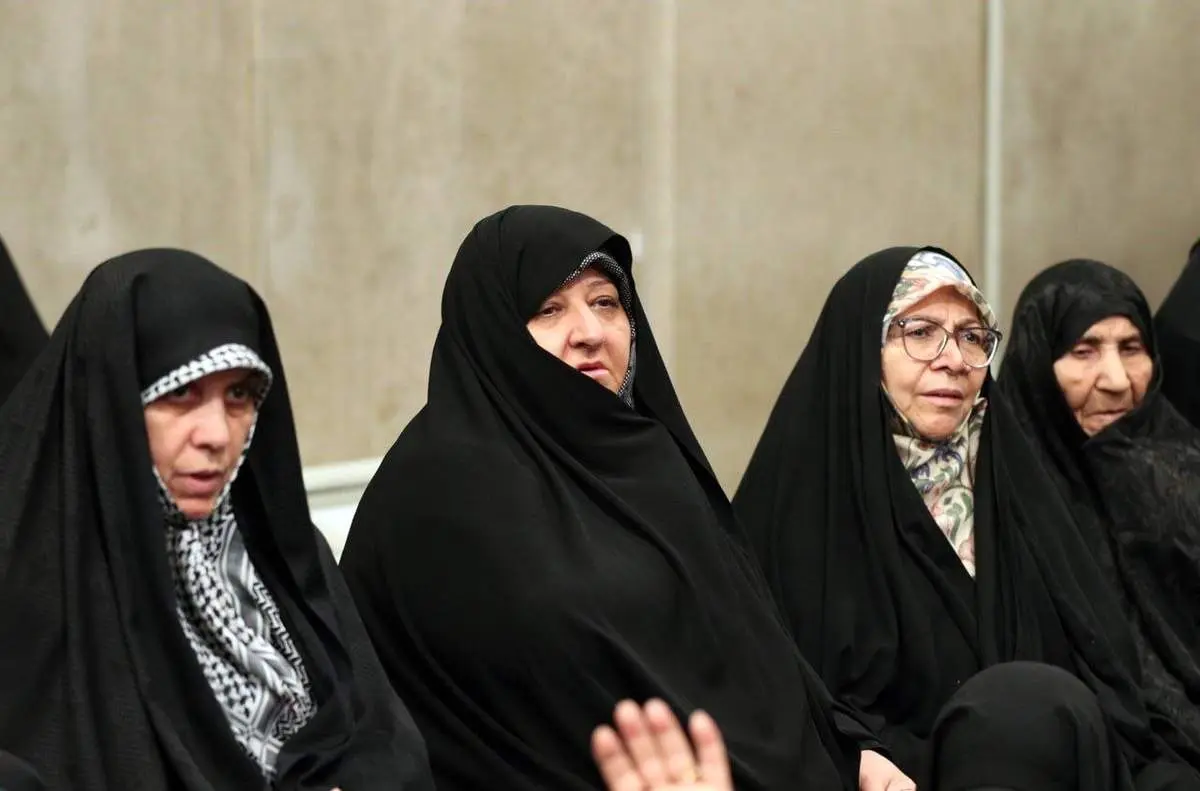 عکس از همسر مهدی باکری در دیدار با رهبری + ببینید