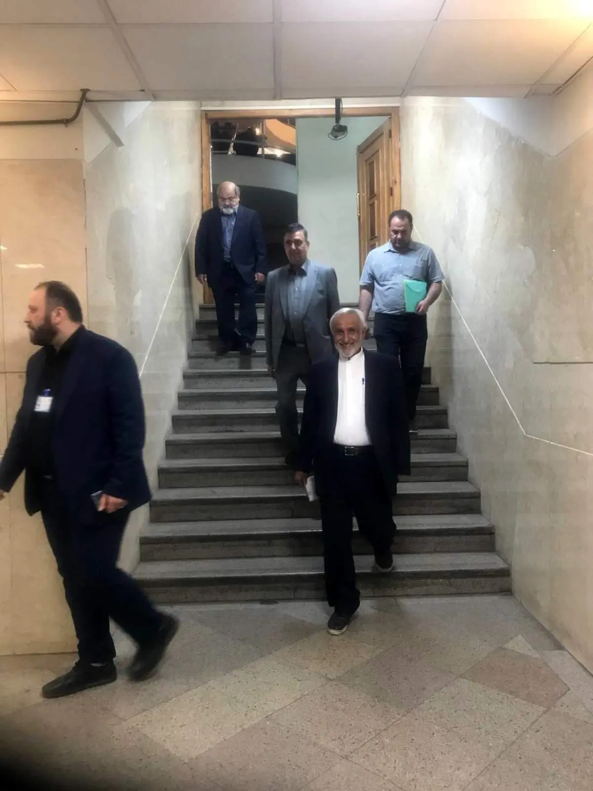 الیاس نادران داوطلب نامزدی انتخابات ریاست جمهوری شد