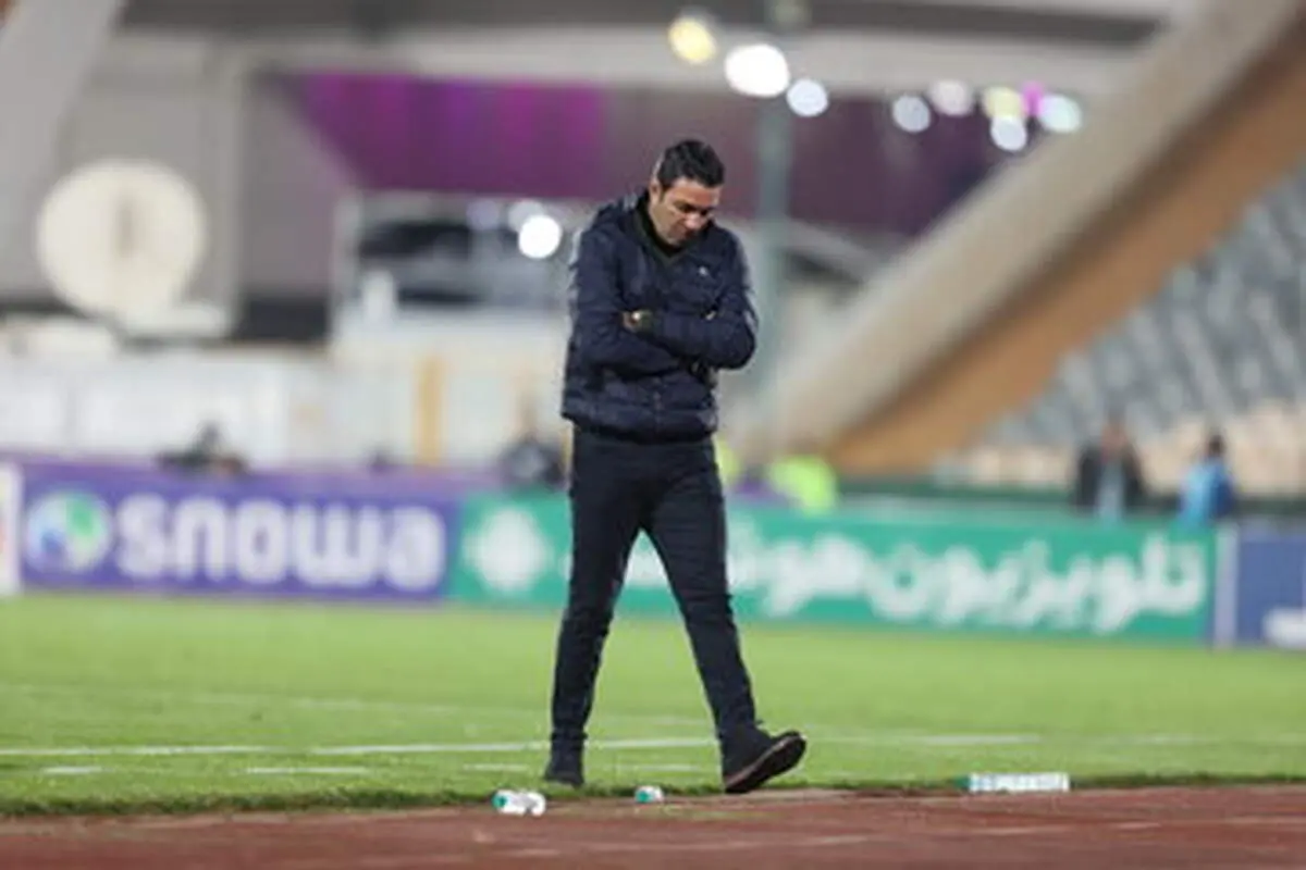 رفتار غیرحرفه ای نکونام، بلای جان استقلال!