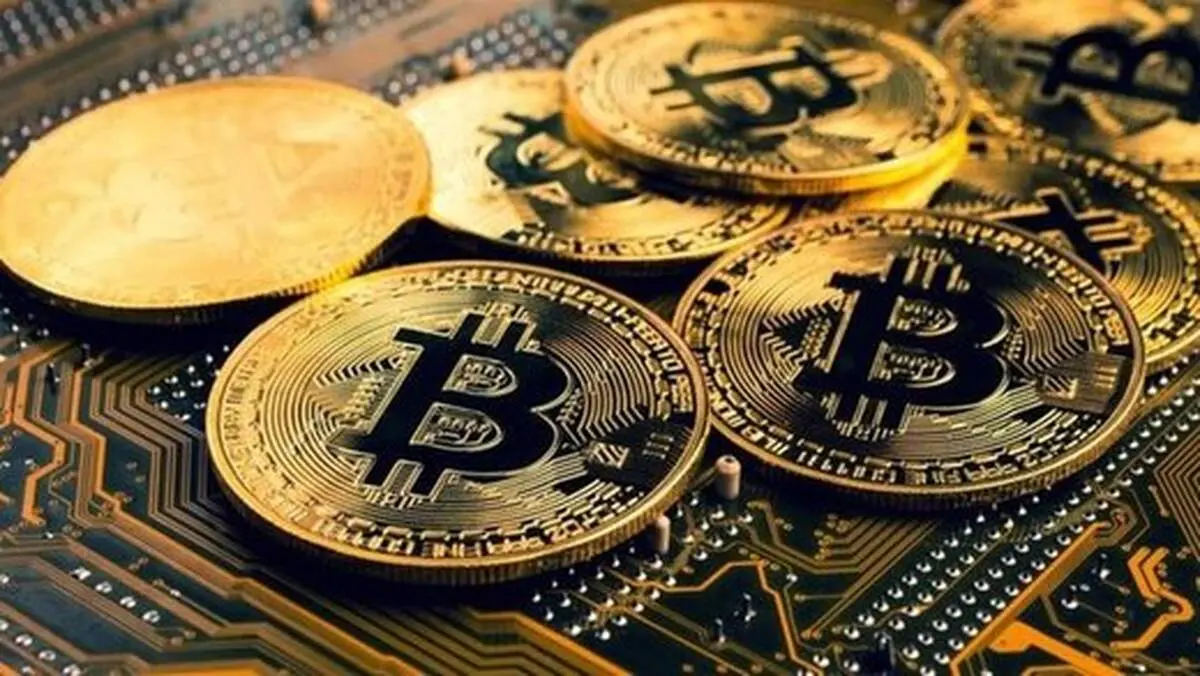 چه زمانی باید بیت‌کوین خرید؟