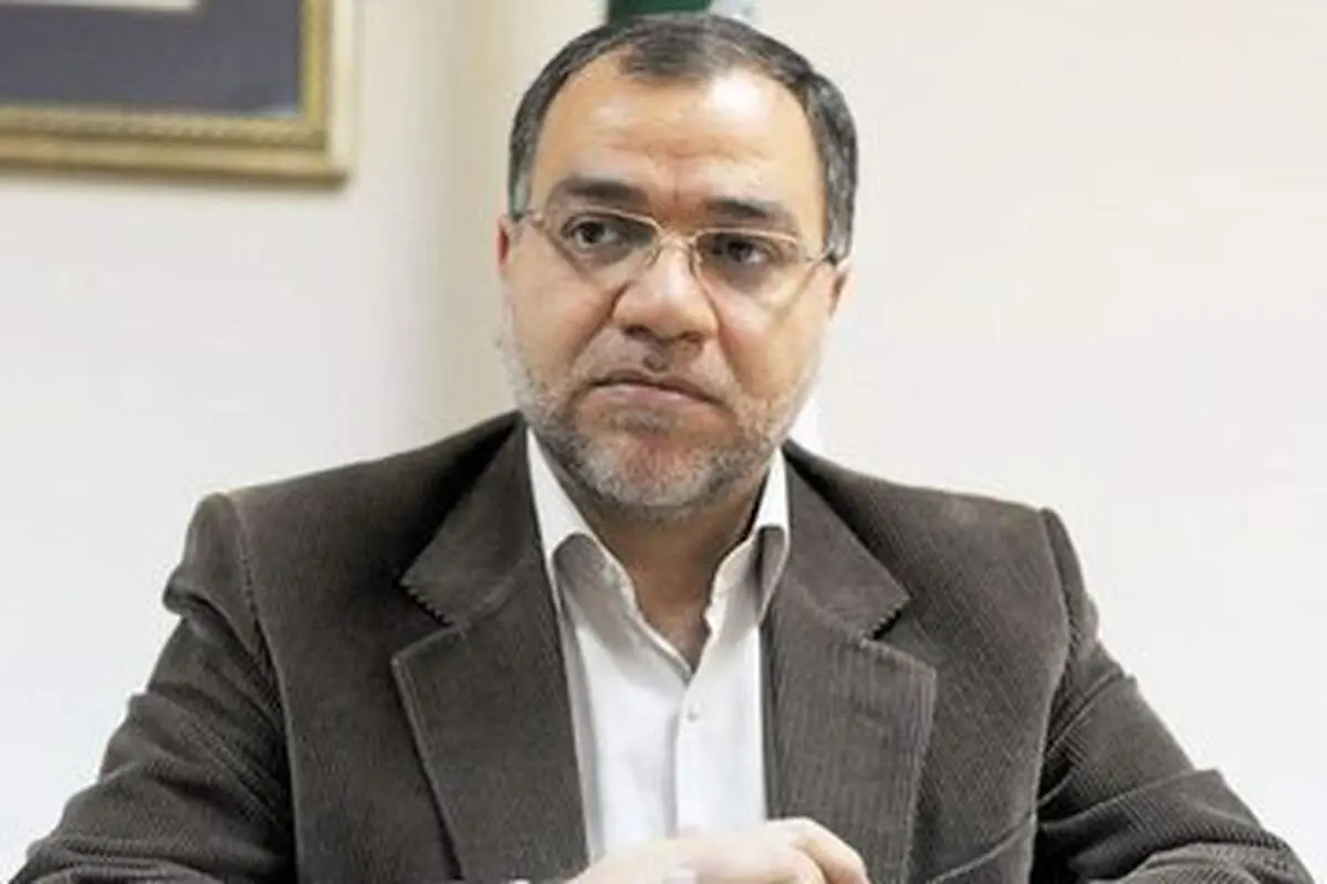 پاسخ مهدی فضائلی به برداشت حسام‌الدین آشنا از سخنان رهبری درباره مذاکره با آمریکا 