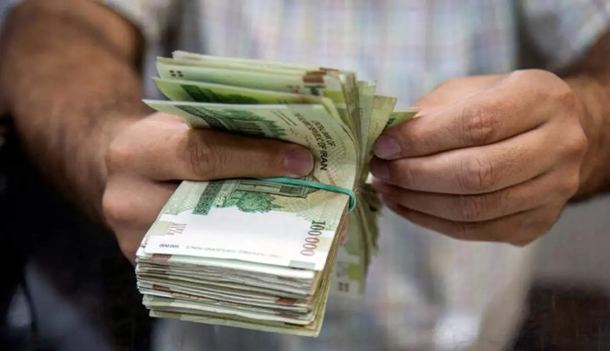 مبلغ دقیق عیدی کارمندان، کارگران و بازنشستگان ۱۴۰۳ اعلام شد+ جدول

