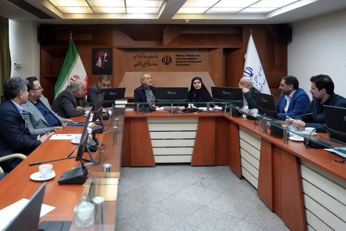 پزشکیان: تسریع تصمیم‌گیری‌های محلی بسیاری از گره‌های اجرایی را باز کرد