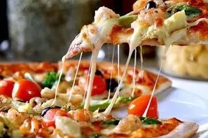 طرز تهیه پیتزا خانگی بدون فر؛ یک انتخاب عالی در روزهای پر از دلهره