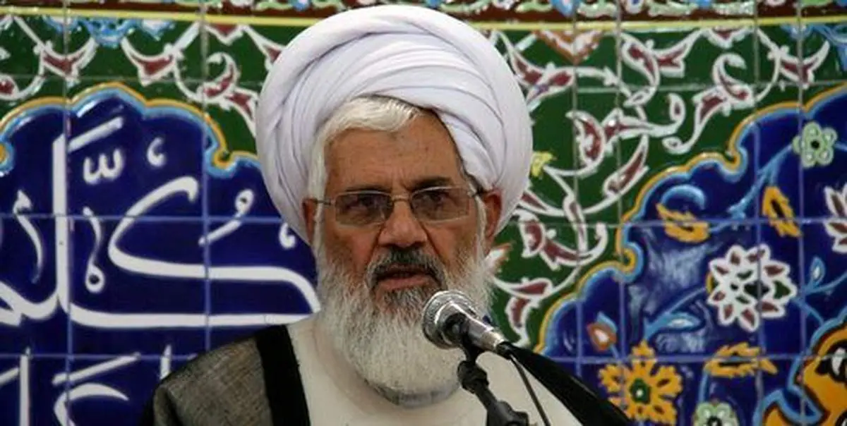 امام جمعه زنجان: اگر کسی حجاب را قبول ندارد هم باید قانون حجاب را رعایت کند