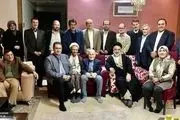 دیدار اصلاح طلبان با همسر تاج زاده| نگرانی «چریک پیر»