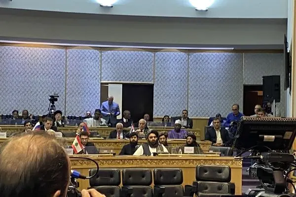 امیر خان متقی: ما پایگاه بگرام را به هیچ نیروی خارجی واگذار نخواهیم کرد