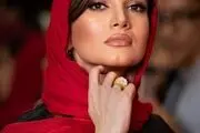  استایل خاص متین ستوده با مانتوی توری و دامن شلواری