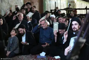 تصاویری از قرآن به سر گرفتن پزشکیان 